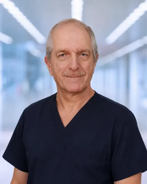 Dr. Suat - Anaesthesiology Specialist at Yesilkoy Clinic